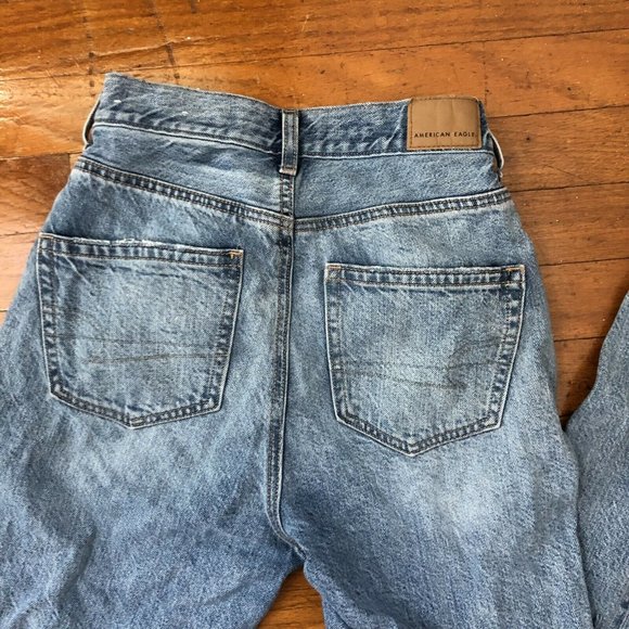 American Eagle Highest Rise Mom Jeans Size 00 - Picture 9 of 12